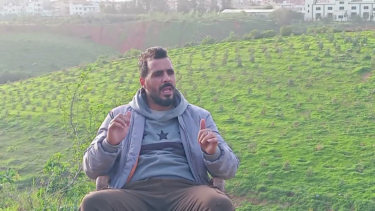 يوسف الغرباوي: الله يسهل على اي واحد تتههم قناه يوسف بلي لايك وكومنتير وبارطاج 🙏