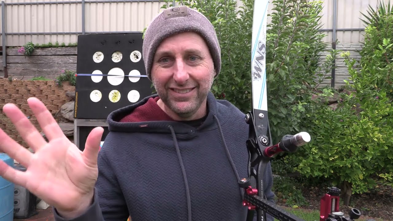 Recurve bow tiller adjustment
