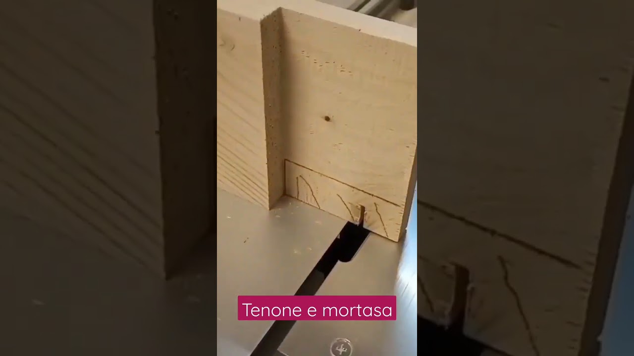Tenone e mortasa short della scuola di falegnameria