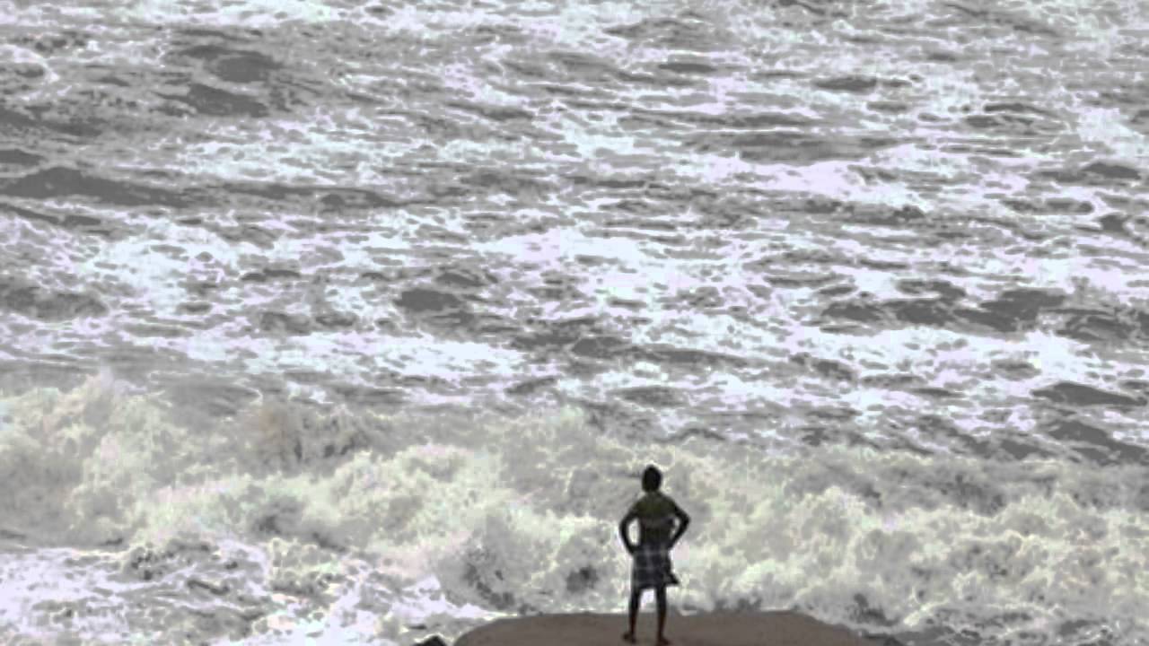 CYCLONE NILOFAR in GUIARAT with 125 KMPH SPEED