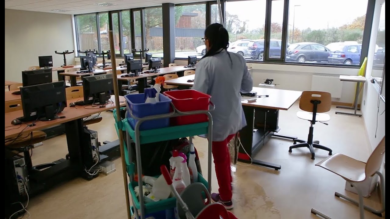 Les agents techniques des collèges au cœur de l'action éducative du Département des Landes