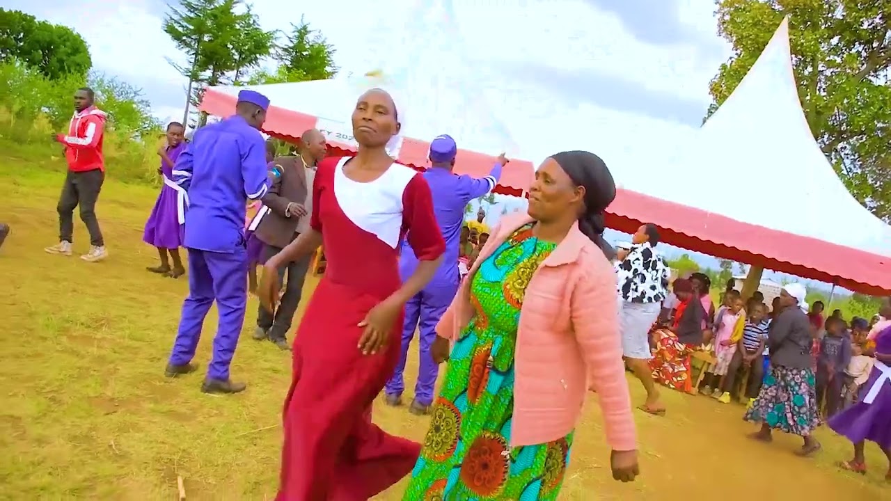 oweche kongoi en Toek by Caro sigotik kindly watch and subscribe