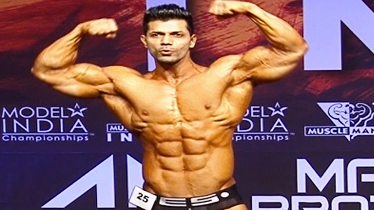 Rajesh Yadav Posing Routine at MuscleMania India 2016 in Mumbai