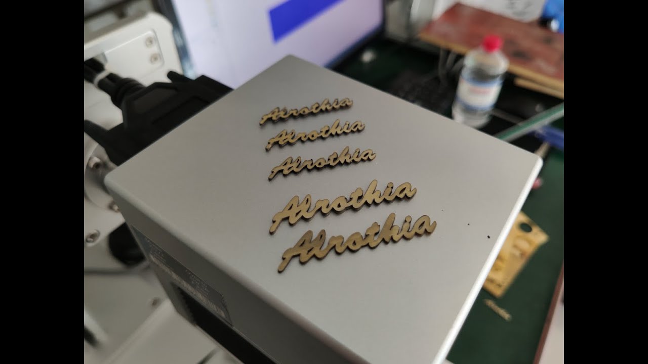 Fiber laser marking machine 50W for jewelry nameplate engraving and cutting
