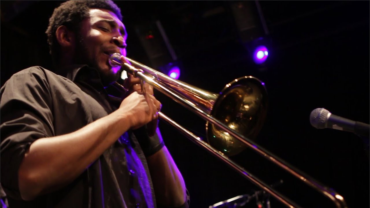 Sankt Ann&aelig; Big Band - Tio Macaco