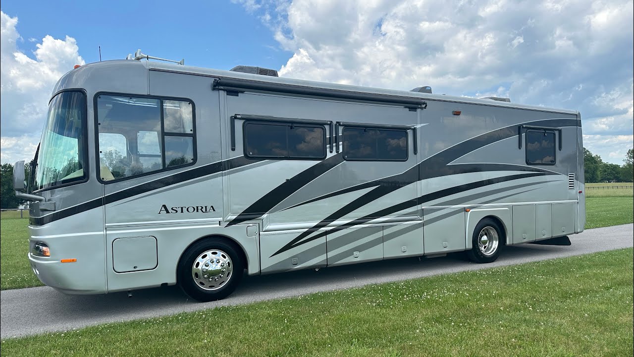 Affordable Class A diesel pusher!! Only $49,995 2006 DAMON ASTORIA 3579 financing available!