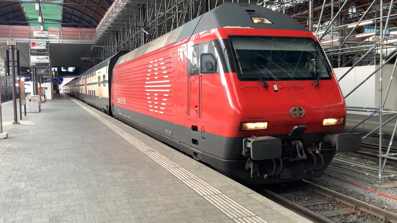 Ausfahrt des IC61 in Basel SBB auf Gleis 9