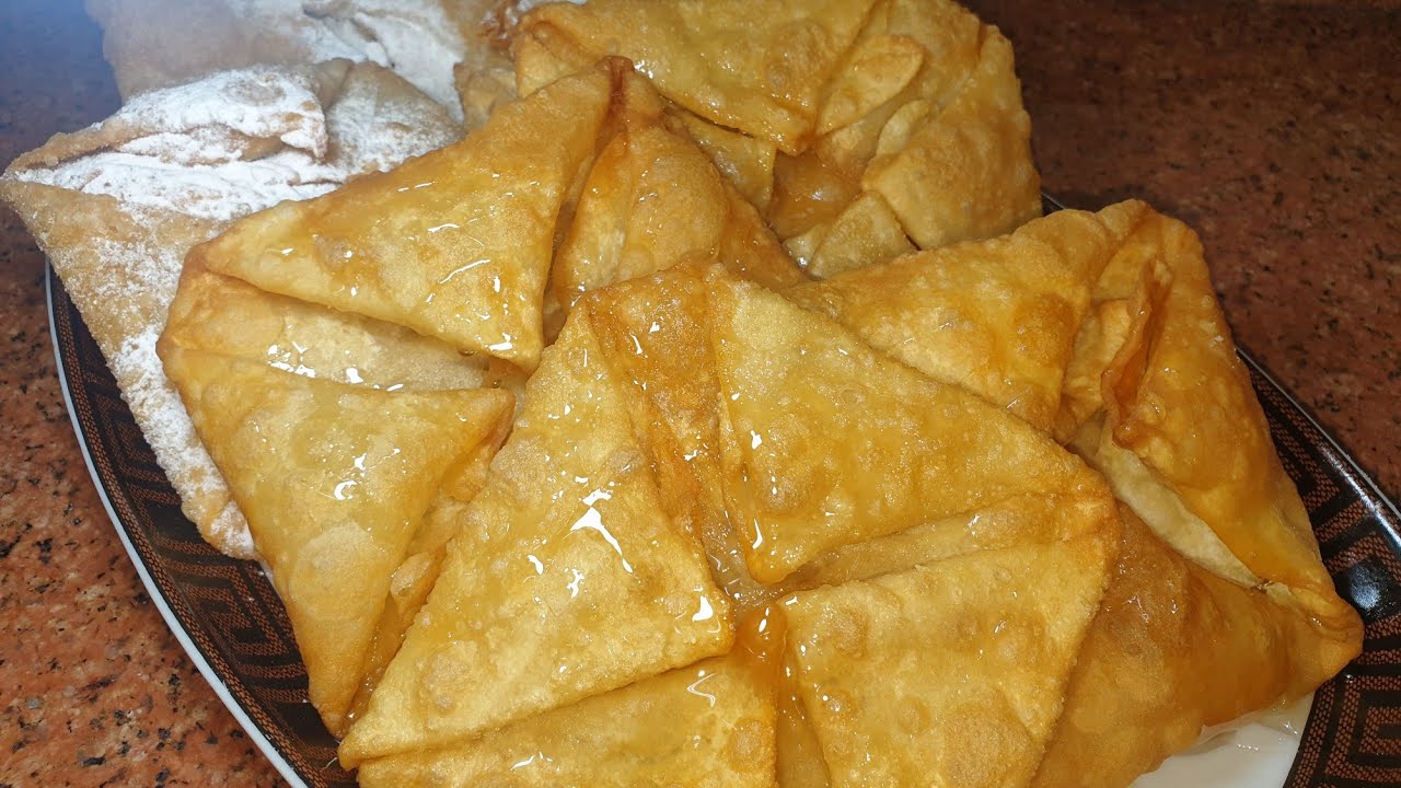 فطير بالسكر (الفطير المطبق) وصفات اهالينا  بدقيق وملح وميه مفيش ابسط من كده# اكلات_ صيامى