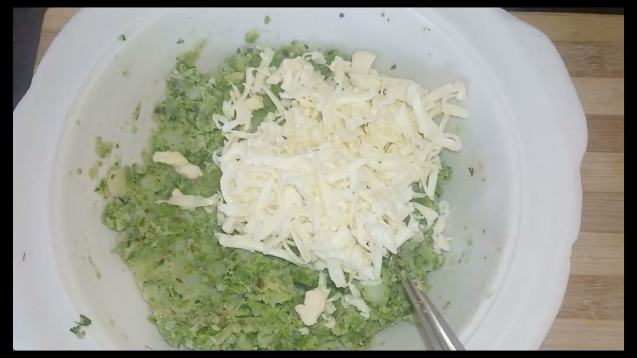 Perfect breakfast receipe_Aalu Matar Paratha.