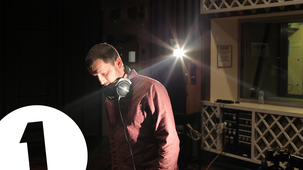 Throwing Snow - The Void Live At BBC Maida Vale