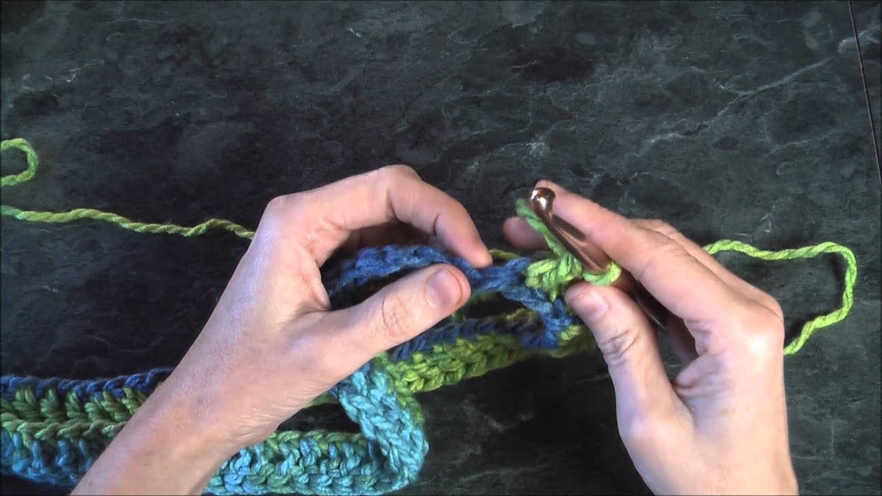 Crochet Easy Infinity Scarf