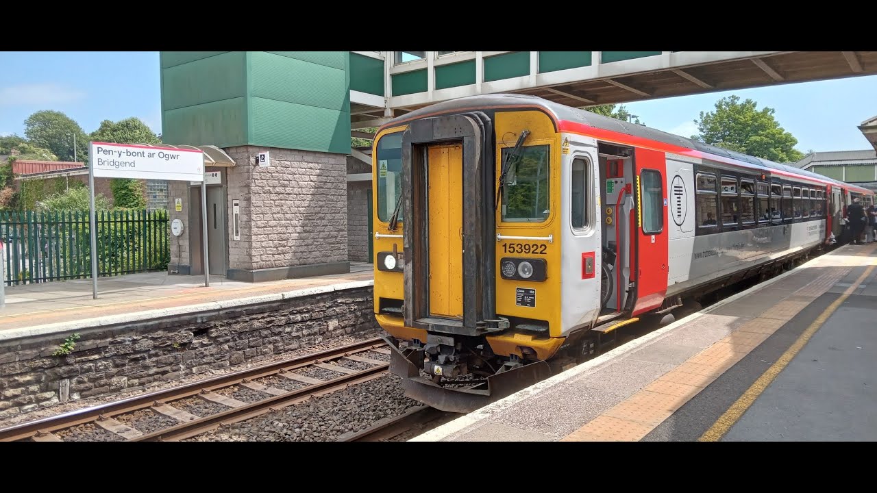 Trains at Bridgend 01/07/2023