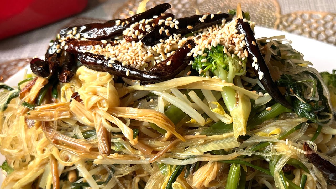 အသီးအရွက်စုံသုပ် Vegetables salad