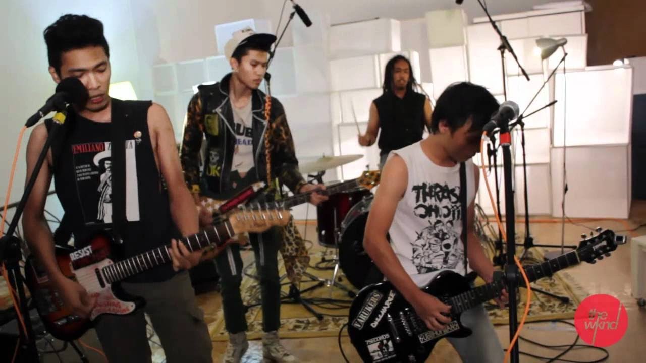 The Garrison - The River of Rich Kids and Top Dogs (Live on The Wknd Sessions, #45)