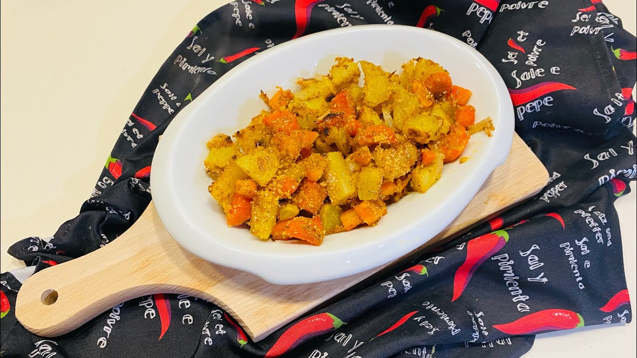 Patate e carote al forno. Un contorno sfizioso, saporito, croccante ed economico! Piacerà a tutti!!
