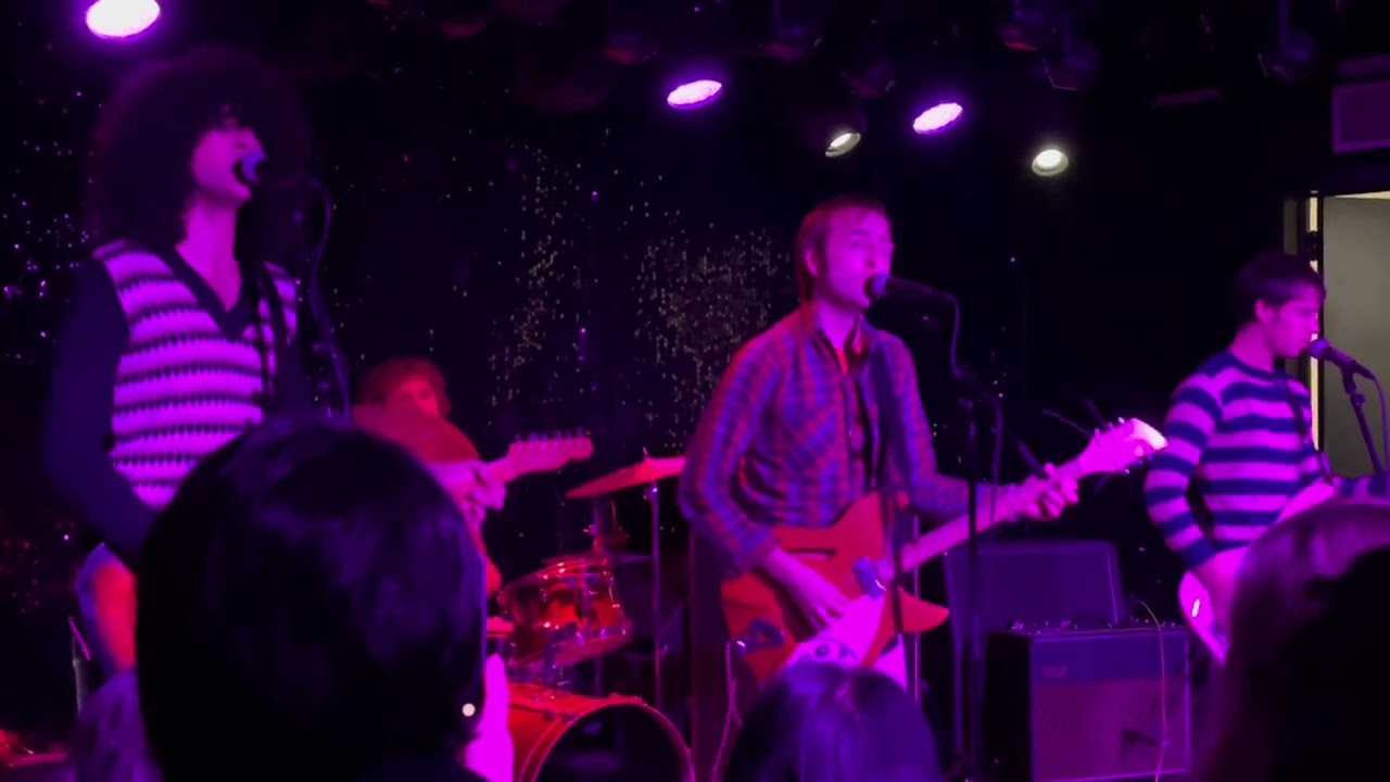 Uni Boys, “Let’s Watch a Movie,” TV Eye, NYC, 11/29/2023