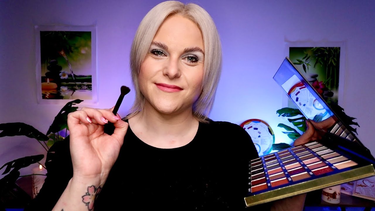 An In-Depth ASMR MakeUp Colour Analysis