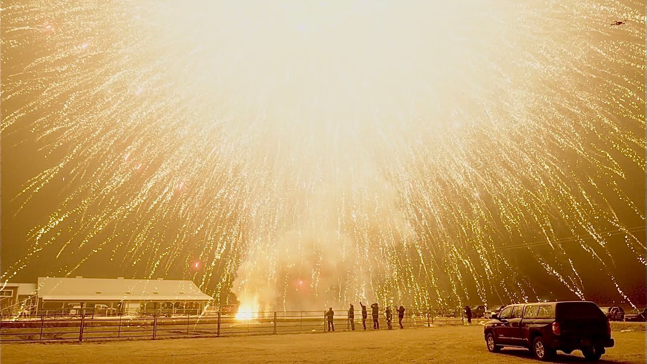 Запуск 5000-канальных снарядов (мировой рекорд) — Dominator Fireworks