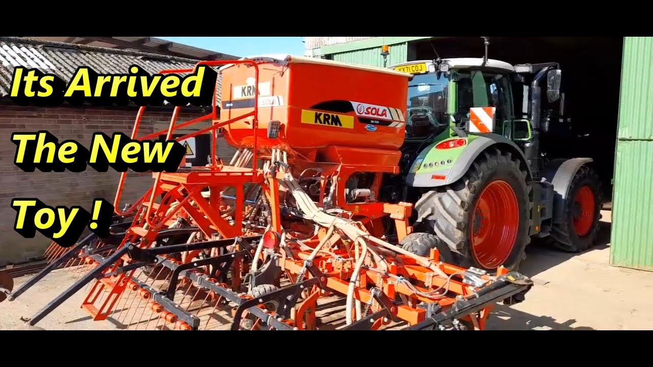 Krm Sola 1909 Drill has arrived on farm