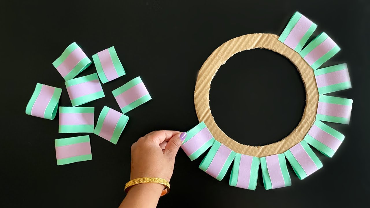 Beautiful and Easy Paper Wall Hanging  / Paper Craft For Home Decoration / Unique Wall Hanging / DIY