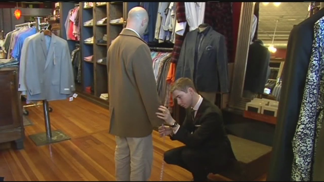 Showrooming helps store sales