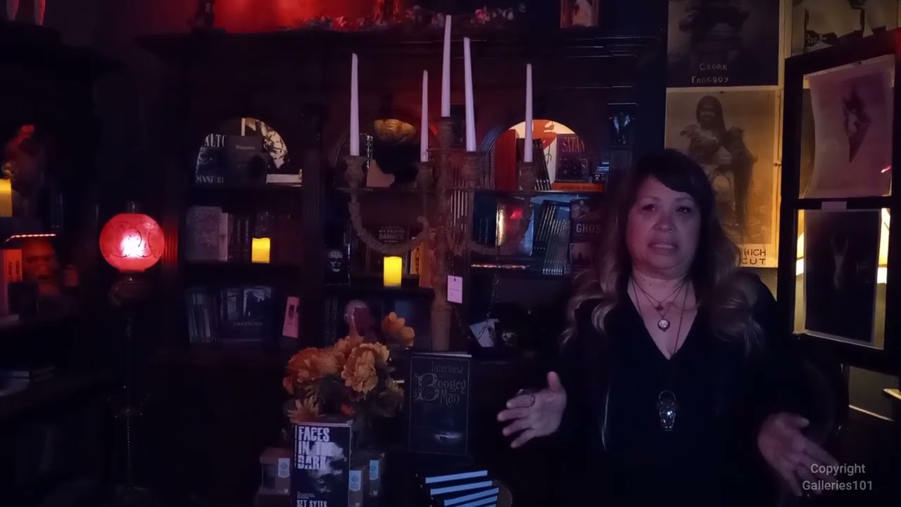 Femme Fatale Curiosities