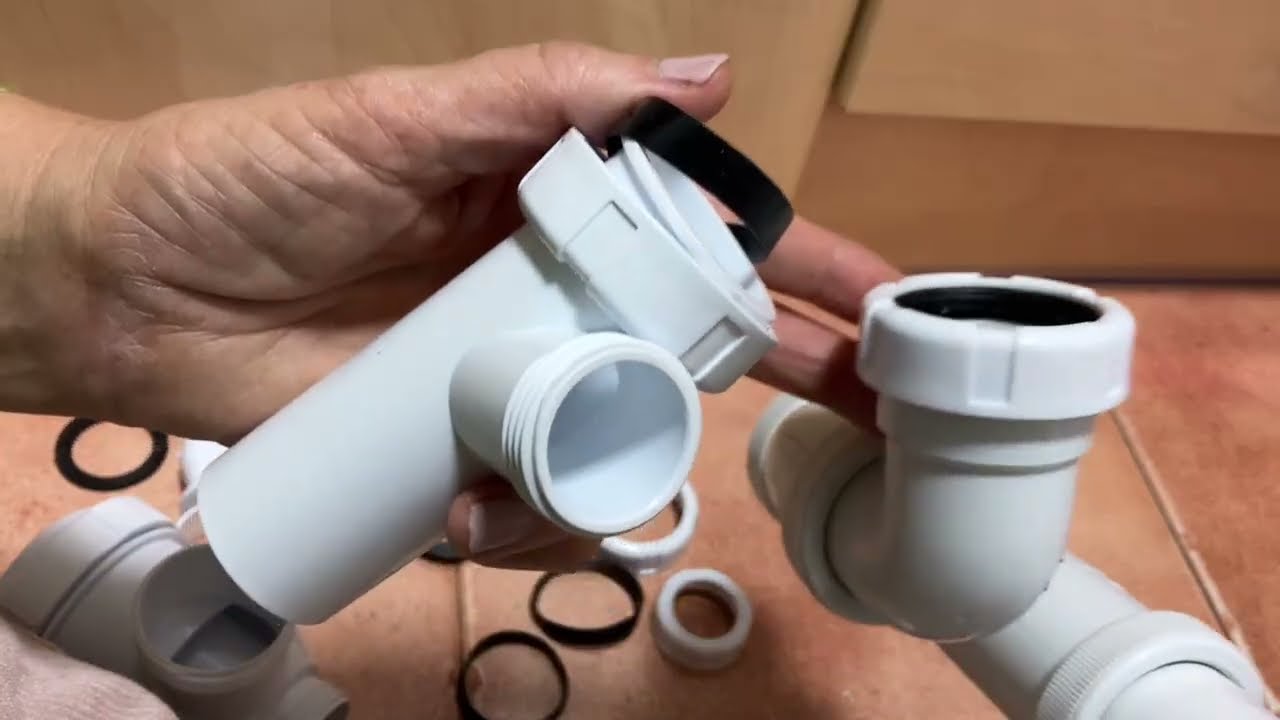 Despegar codos pegados con PVC del y cambiar el sifón del desagüe del fregadero @asiencarna 
