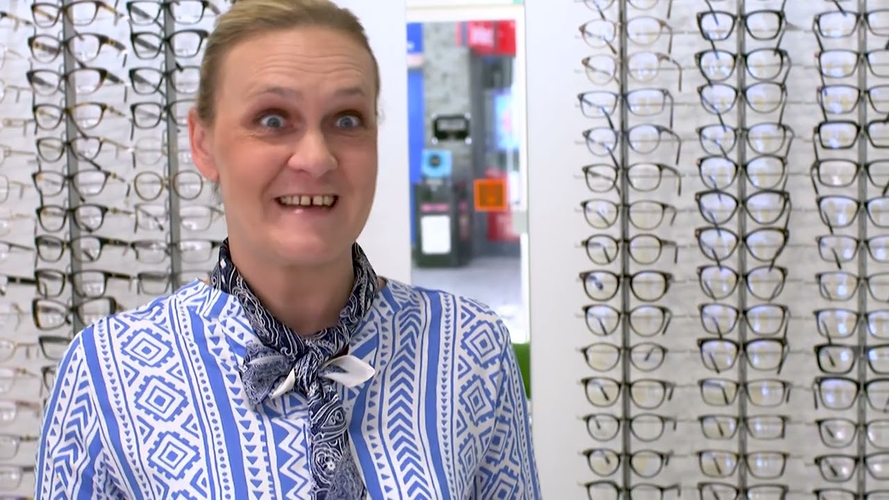 Realeyes Opticians Wembley | Opticians in Wembley equipped with the latest eye test technology