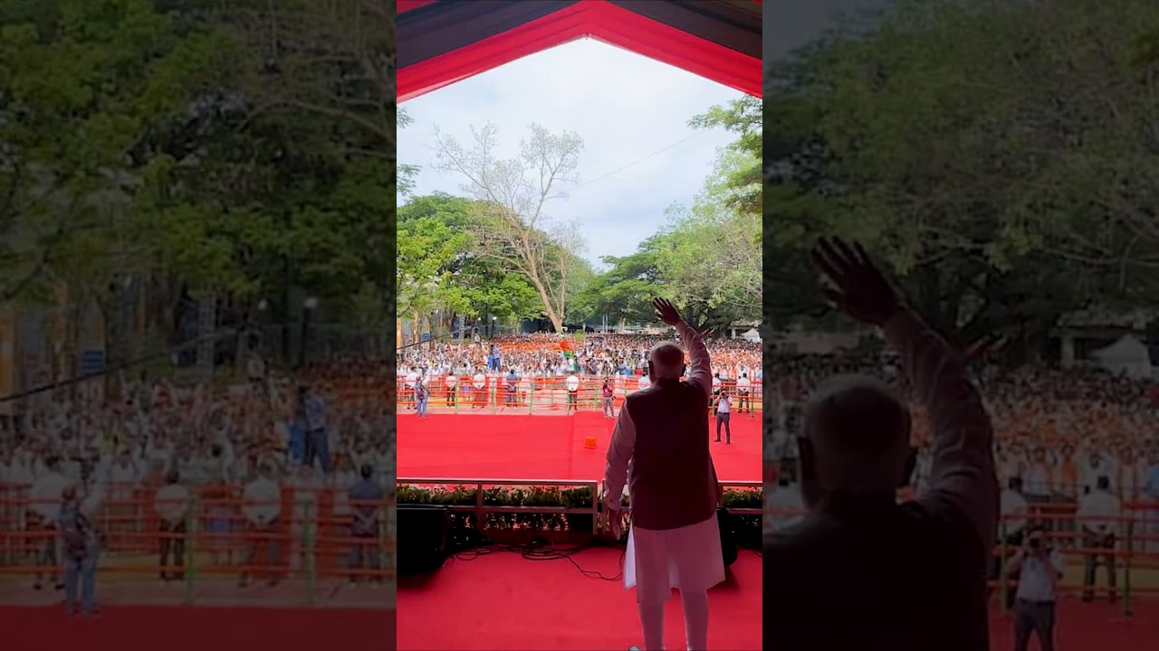 PM Modi gets a grand welcome in Bengaluru | #shorts