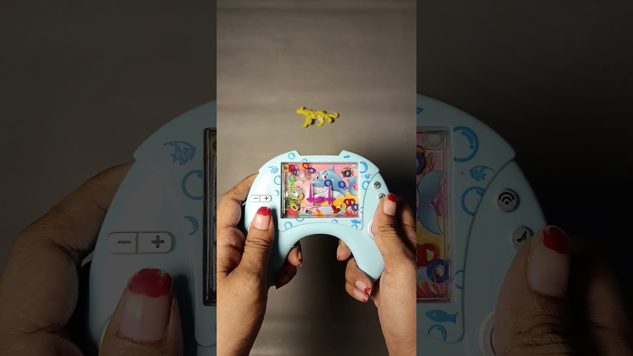 play water gamebot #squidgame #satisfying #satisfyingvideo #gaming #toys #shorts