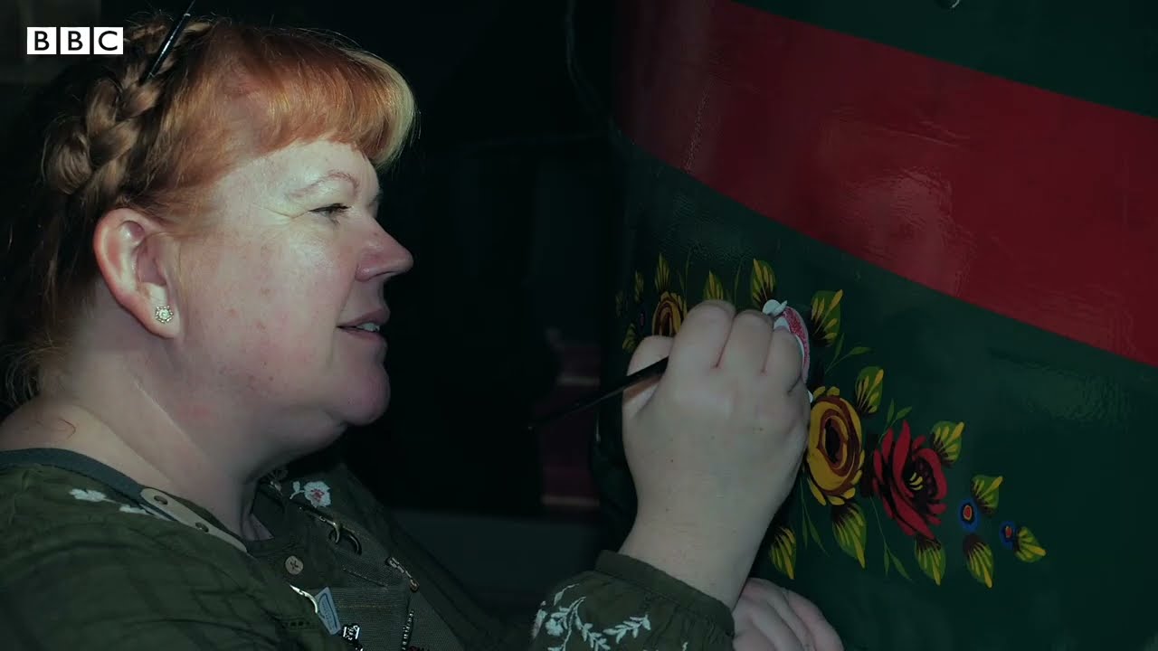 Black Country artist keeps alive canal narrowboat craft