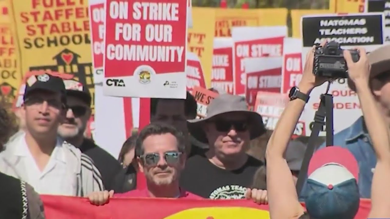 Hundreds show up for Natomas Unified teachers, educators strike