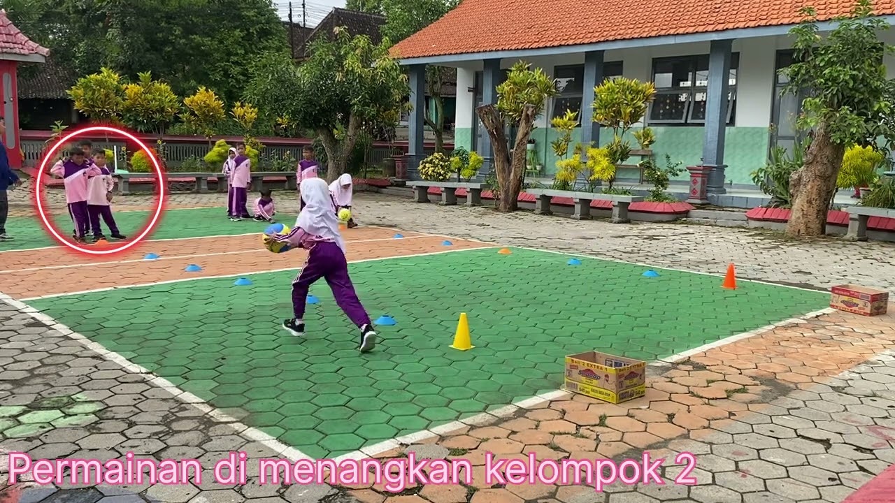 PERMAINAN GERAK DASAR LOKOMOTOR & MANIPULATIF PJOK (Bola Zig-Zag)