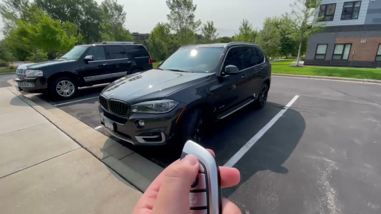 2018 BMW X5 xDrive 50i Start up, rev, walk around and full in depth tour
