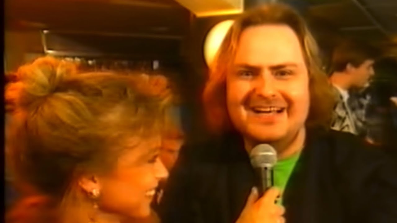 SVULLO. Micke Dubois i programmet Listan 1990
