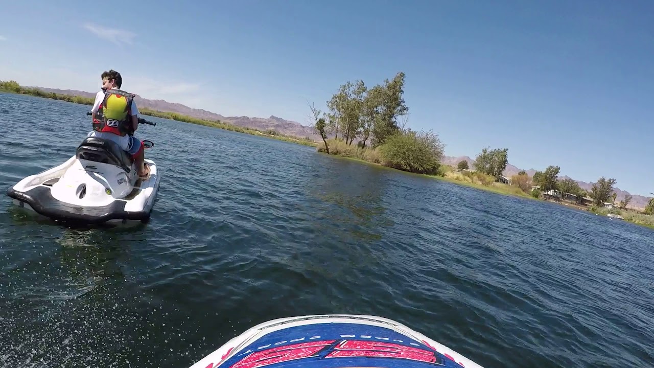 KAWASAKI JET SKI 750 SS 11