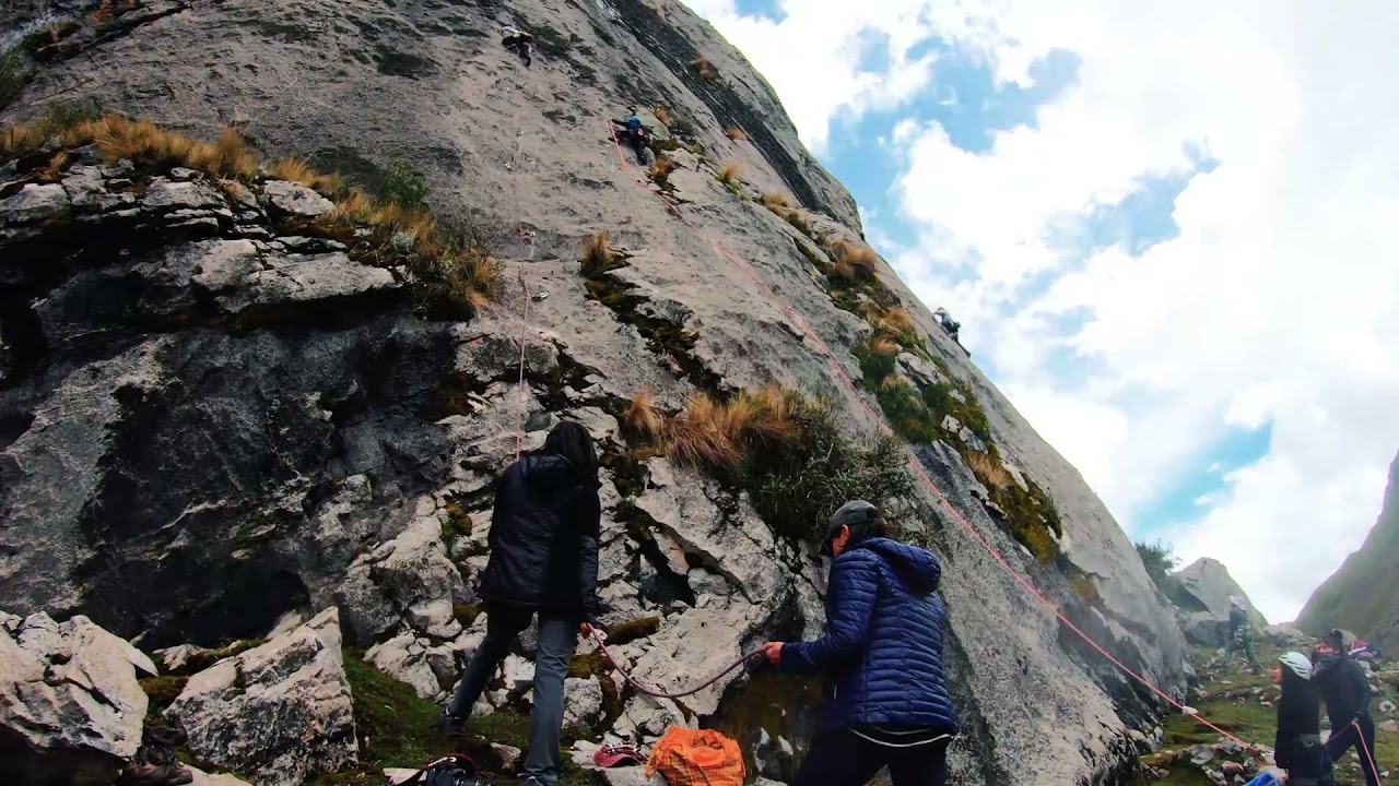 LA CA&Iacute;DA MAS TERRIBLE QUE TUVE EN LA  ESCALADA DE ROCA - PITUMARCA