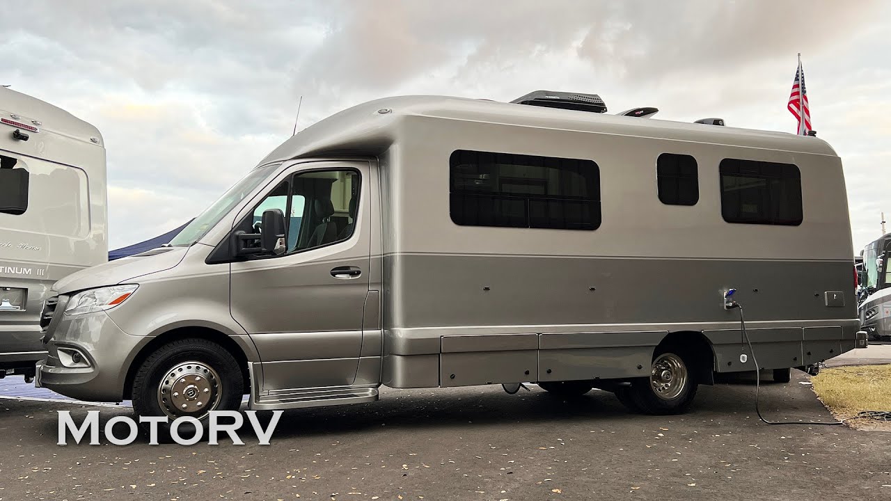 Coach House B+ 2023 Platinum II 240 DQ Mercedes Sprinter Motorhome