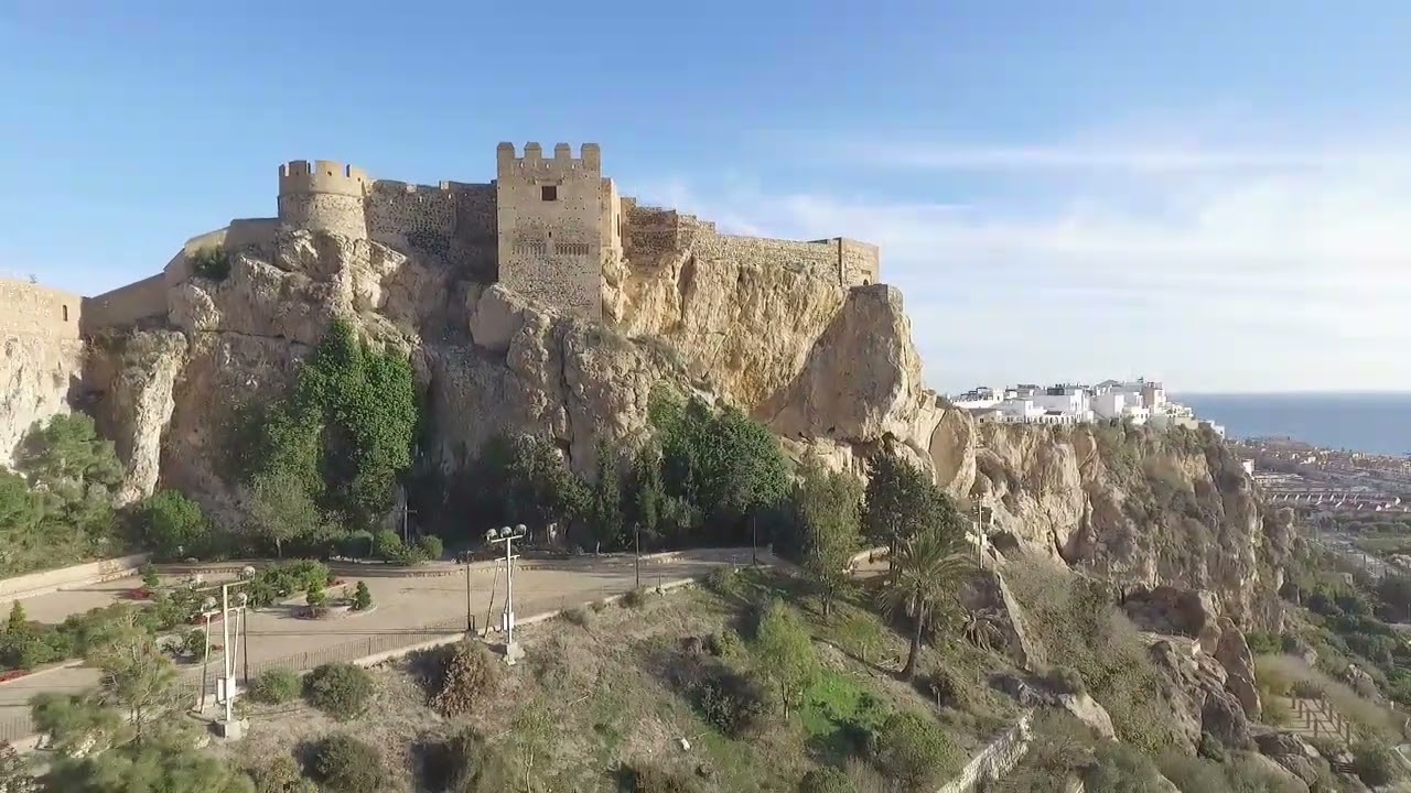 SALOBREÑA Y EL BARRIO MÁS BONITO