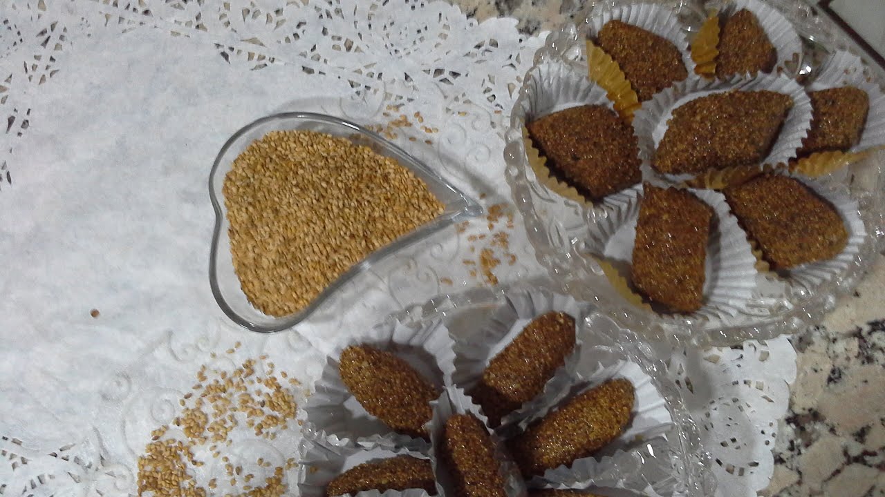 المقريط أو مقروط البيض    من الحلويات الجزائرية التقليدية----- m'kerat /gâteaux algérienne