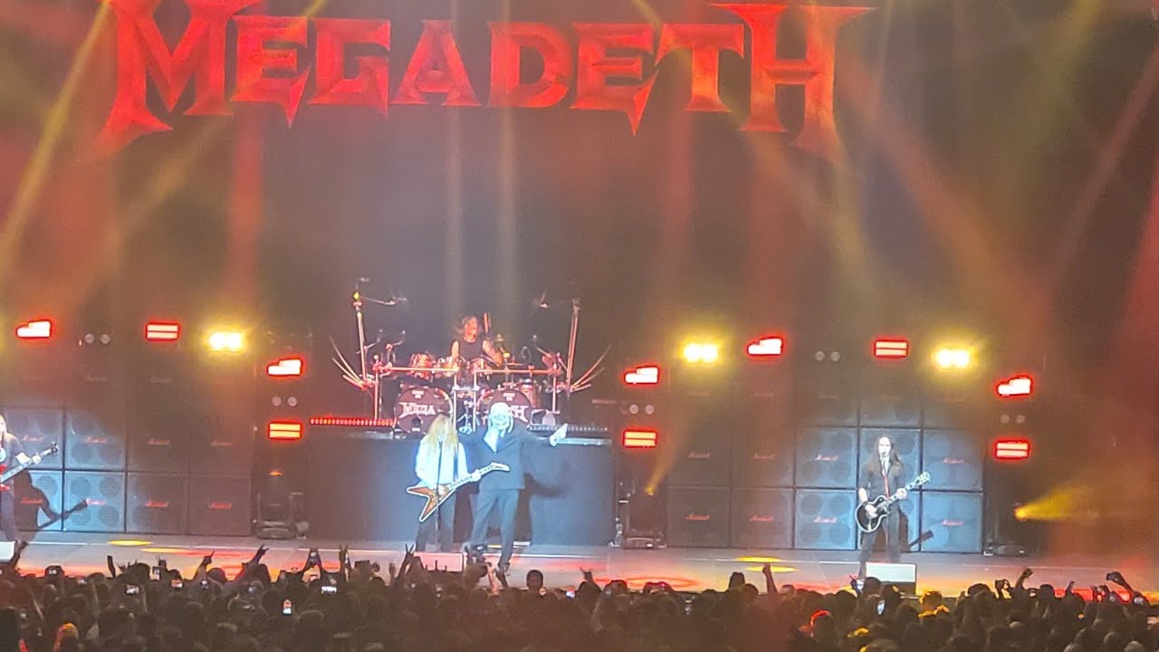 MEGADETH - TRUST live in Abbotsford 