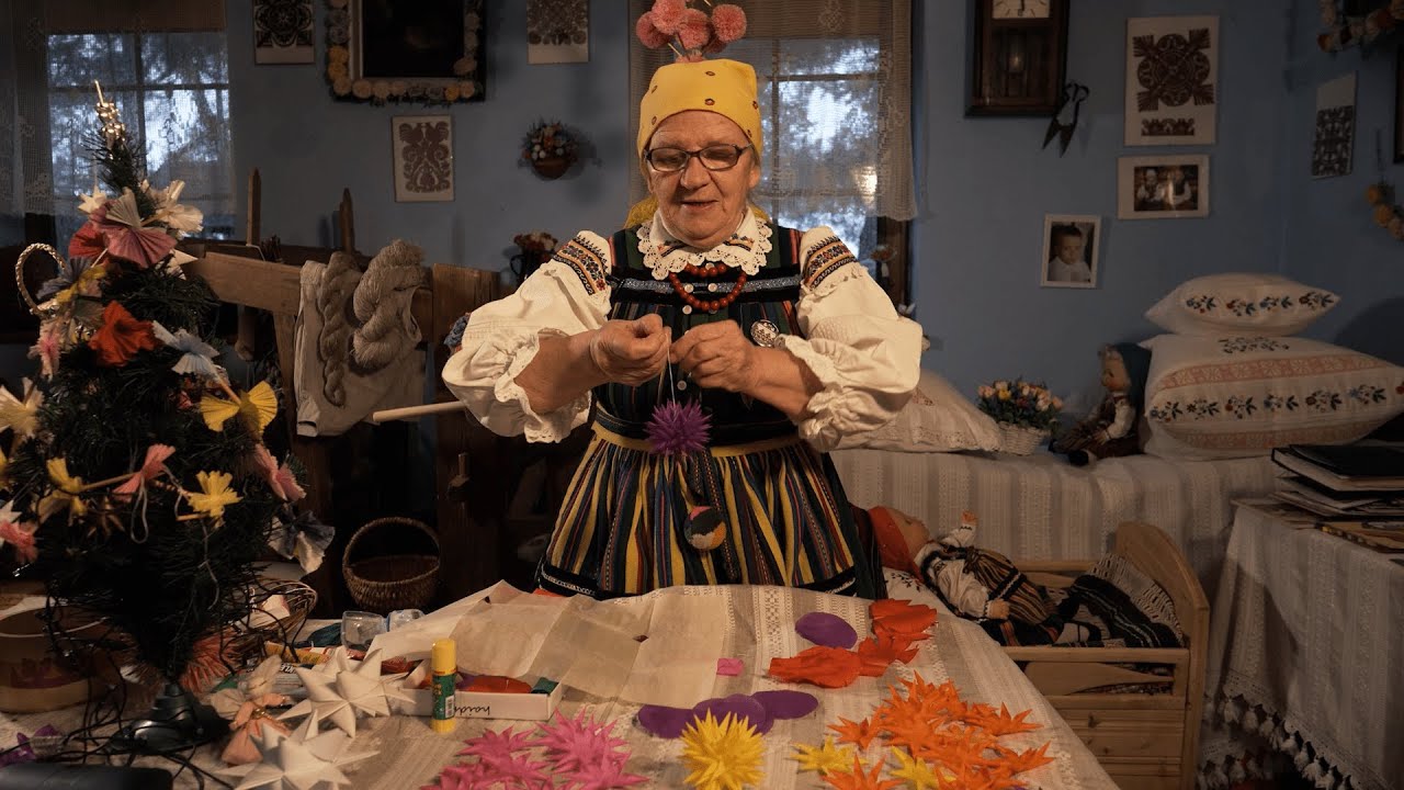 Tradycyjne ozdoby choinkowe: jeżyki