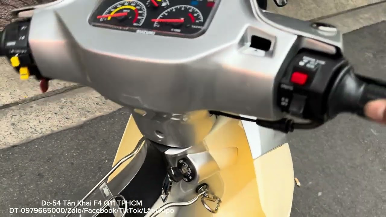 Sport 2000 ‘ Siu phẩm ban sau của xe thùng ‘ Giấy HQCN ‘ Biển số nét 56886 ‘