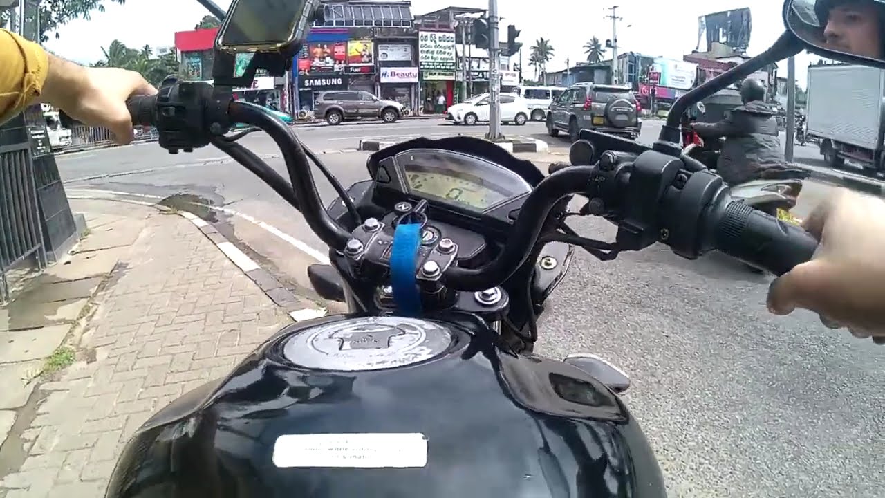 Colombo to Negombo on a Honda CB: GPS Error & Highway Ban for Motorcycles 🚫🏍️