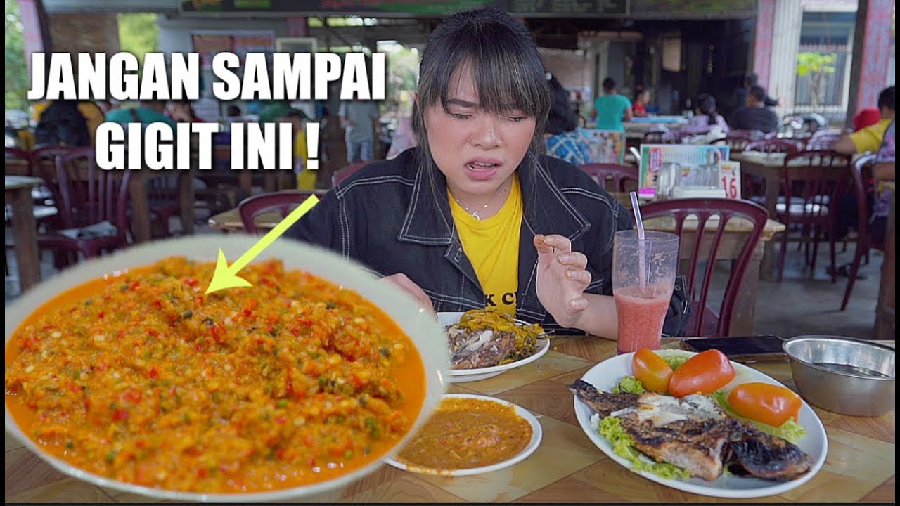 LIDAH MATI RASA MAKAN SAMBAL DI KAMPUNG HALAMAN! #COCOLAN