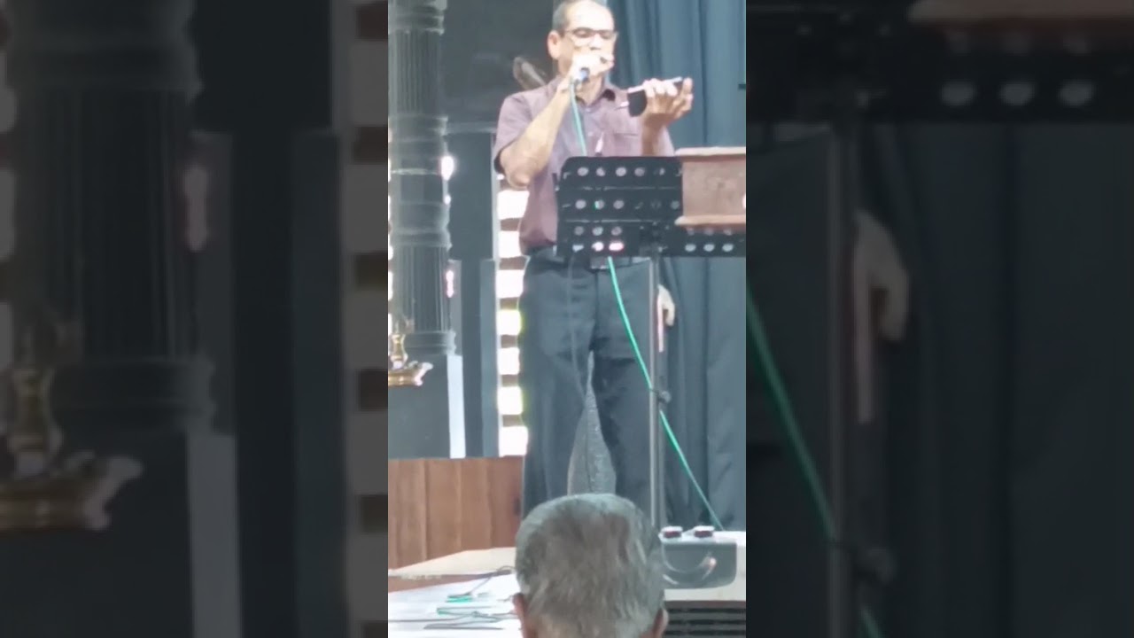 അഴകേ നിൻ മിഴിനീർ.....