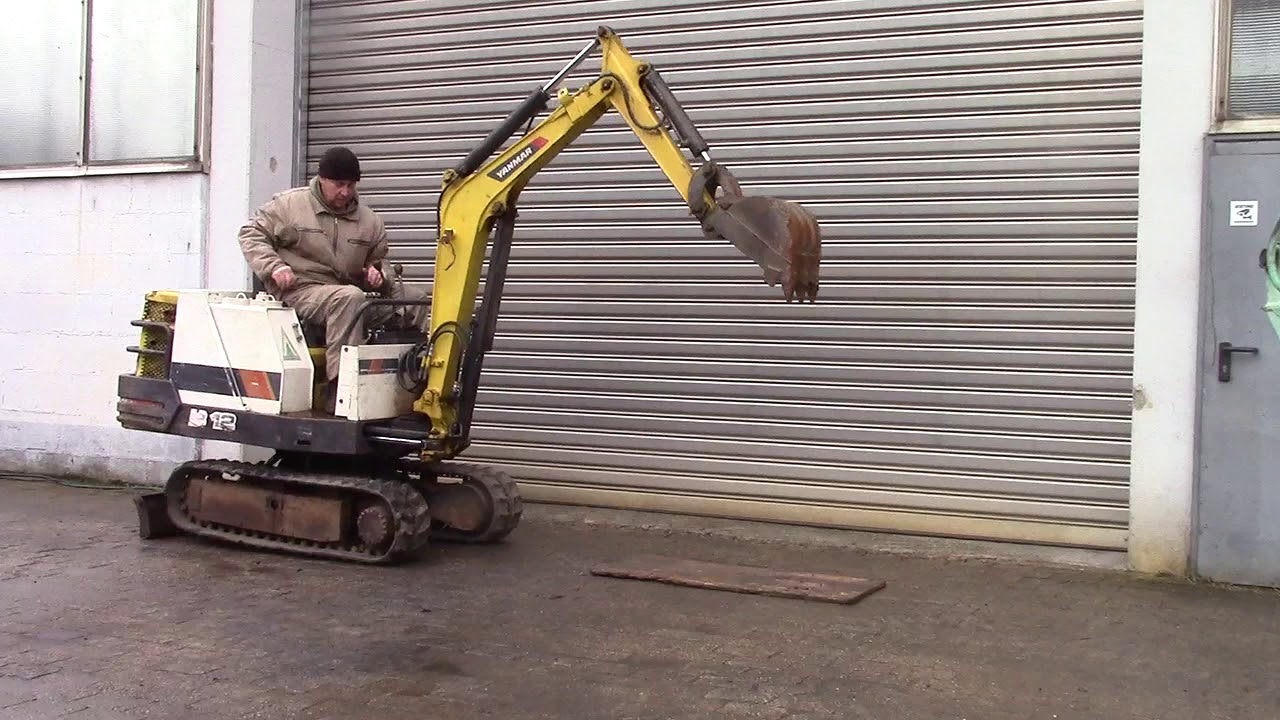 SALE Yanmar B12