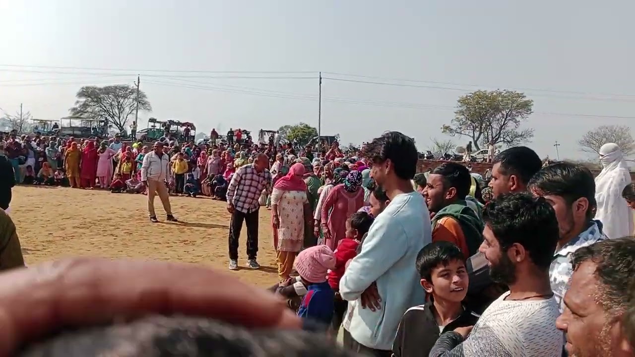Gaav ka turnament #orte bhi km na hoti h aadmiyon se @super#respect women 