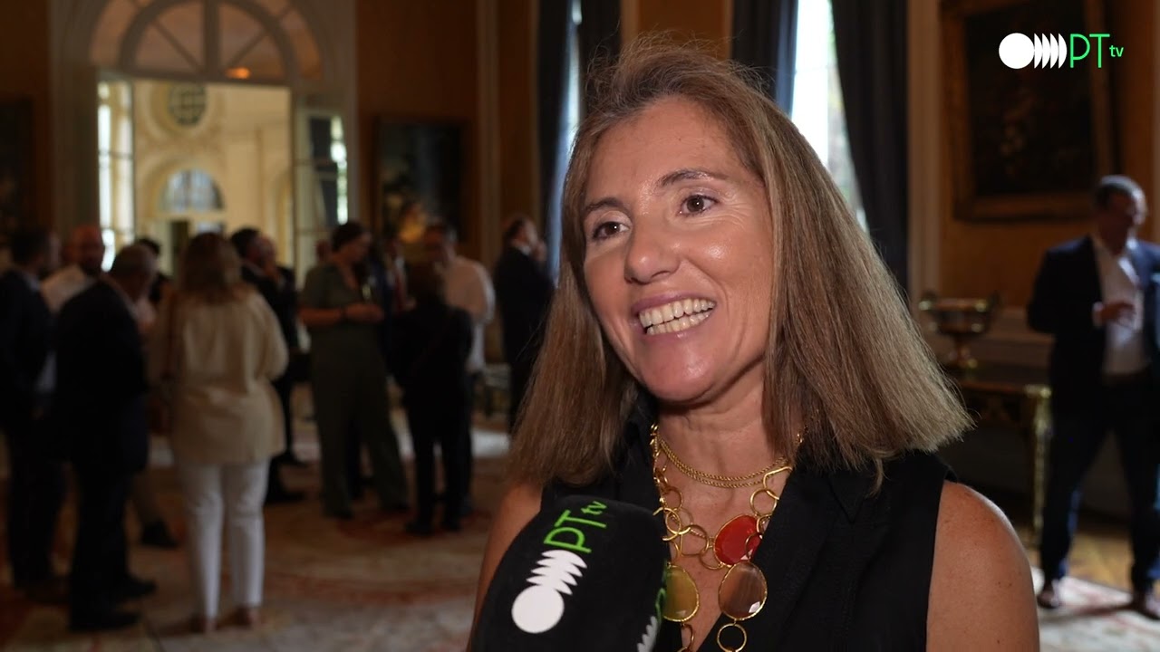 Embaixada portuguesa promoveu recepção à nova Cônsul-geral em Paris