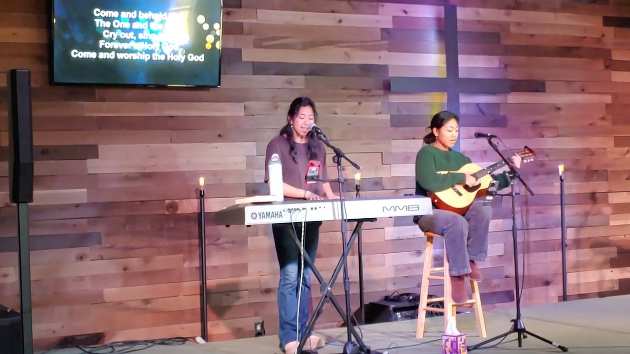 Carreon's worship song at Hillcrest